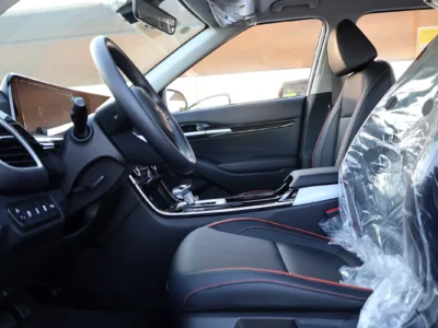 2025 Kia Seltos Luxury Edition 1.5 Liters 4 Cylinders Petrol Engine White Black SUV