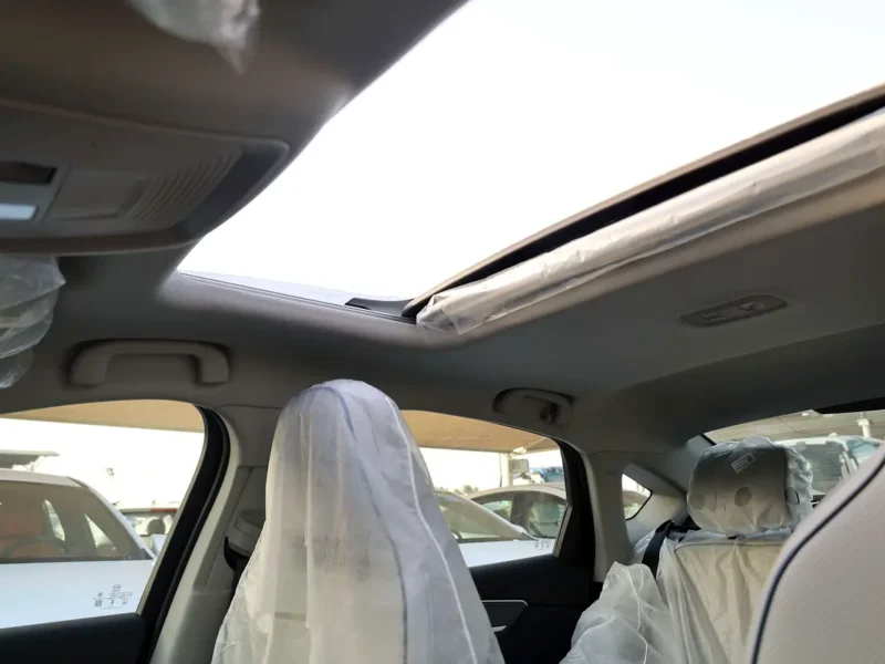 2025 BYD Destroyer 05 Other 1.5 litres 4 Cylinder Plug in Hybrid Engine White Beige SUV