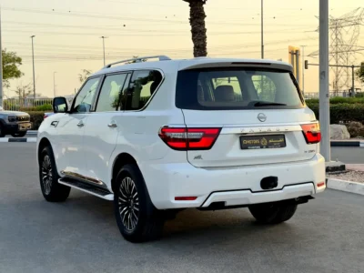 2024 Nissan Patrol SE Platinum 4.0-liter V6 Petrol Engine White Tan SUV GCC Specs