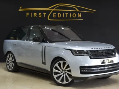 2023 Land Rover Range Rover Vogue HSE P530 4.4L V8 Twin-Turbo Petrol Silver Black SUV