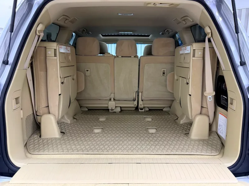 2017 Toyota Land Cruiser EXR 4.0 Liters 6 Cylinders Petrol Engine Grey Beige SUV GCC