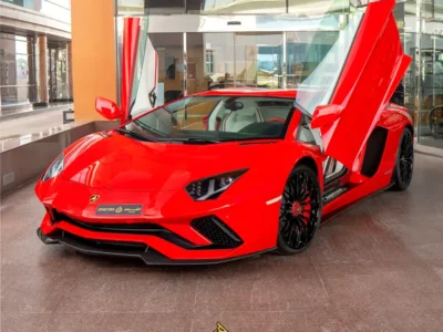 2018 Lamborghini Aventador S Coupe 1 OF 1 6.5-liter V12 Engine Red White Sports Car