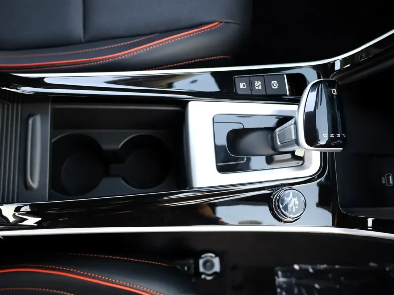 2025 Kia Seltos Luxury Edition 1.5 Liters 4 Cylinders Petrol Engine White Black SUV