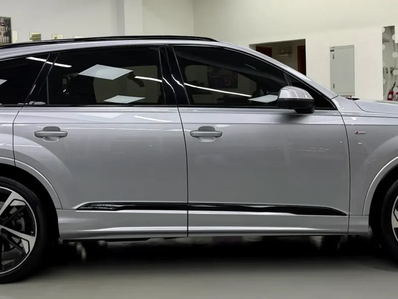 2021 Audi Q7 55 TFSI quattro S line Black Edition 3.0-liter V6 Turbo Petrol Engine Silver Black SUV