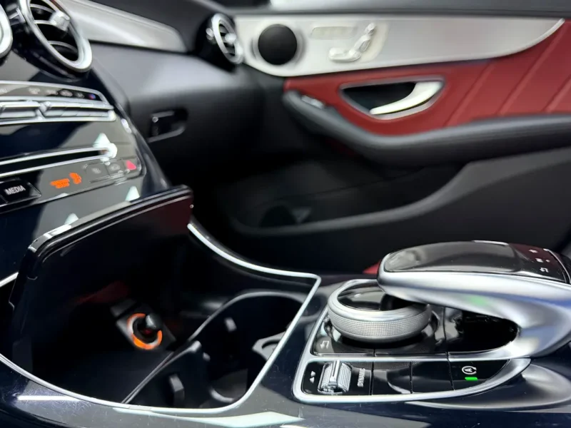 2018 Mercedes-Benz C200 2.0L Turbocharged 4-cylinder Engine Grey Red Sedan GCC Specs