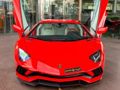 2018 Lamborghini Aventador S Coupe 1 OF 1 6.5-liter V12 Engine Red White Sports Car