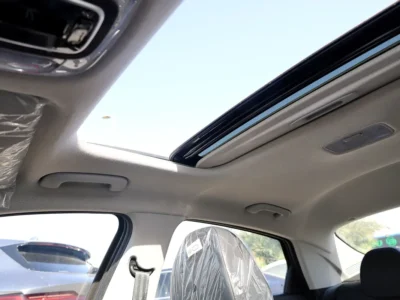 2025 Hyundai Elantra Premium 1.5 Litre 4 Cylinders Petrol Engine White Black Sedan