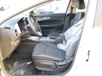 2025 Kia K3 Other 1.5 Litres 4-cylinder Petrol Engine White Black Sedan Automatic FWD