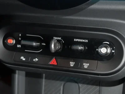 2025 Mini Cooper S JCW 2.0L turbocharged 4 Cylinder Engine Green Black Hatchback