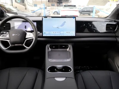 2025 BYD Sealion 06 DM-i 1.5 litres 4 Cylinder Plug in Hybrid Engine Grey Black SUV