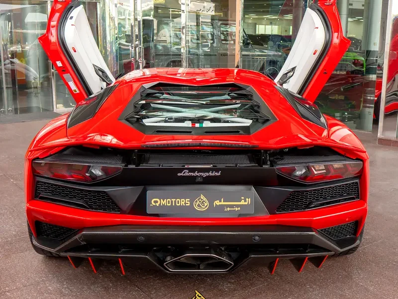 2018 Lamborghini Aventador S Coupe 1 OF 1 6.5-liter V12 Engine Red White Sports Car
