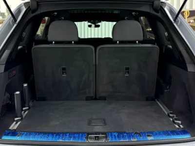 2021 Audi Q7 55 TFSI quattro S line Black Edition 3.0-liter V6 Turbo Petrol Engine Silver Black SUV