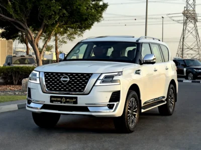 2024 Nissan Patrol SE Platinum 4.0-liter V6 Petrol Engine White Tan SUV GCC Specs