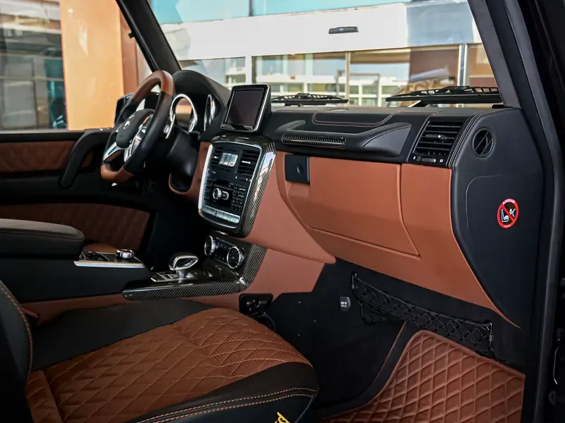 2014 Mercedes-Benz G 63 AMG 6×6 5.5L twin-turbo V8 Engine Black Tan Pickup Truck