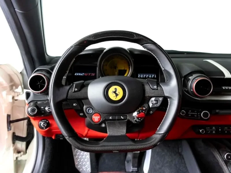 2020 Ferrari 812 GTS GTS 6.5-liter V12 Petrol Engine White Red Sports Car GCC Specs