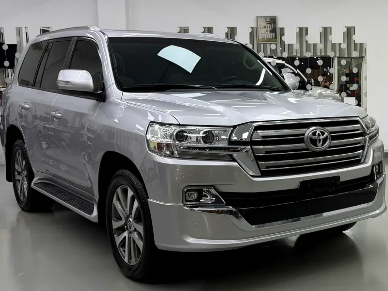 2017 Toyota Land Cruiser EXR 4.0 Liters 6 Cylinders Petrol Engine Grey Beige SUV GCC