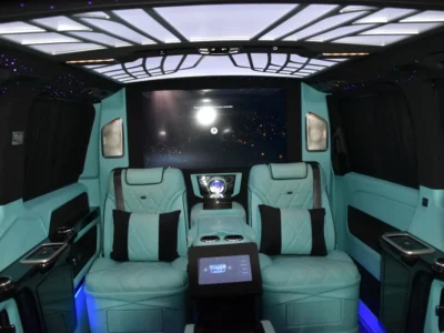 2023 Mercedes-Benz V-Class V 300 2.0-liter 4-cylinder Diesel Engine Black Blue Luxury MPV