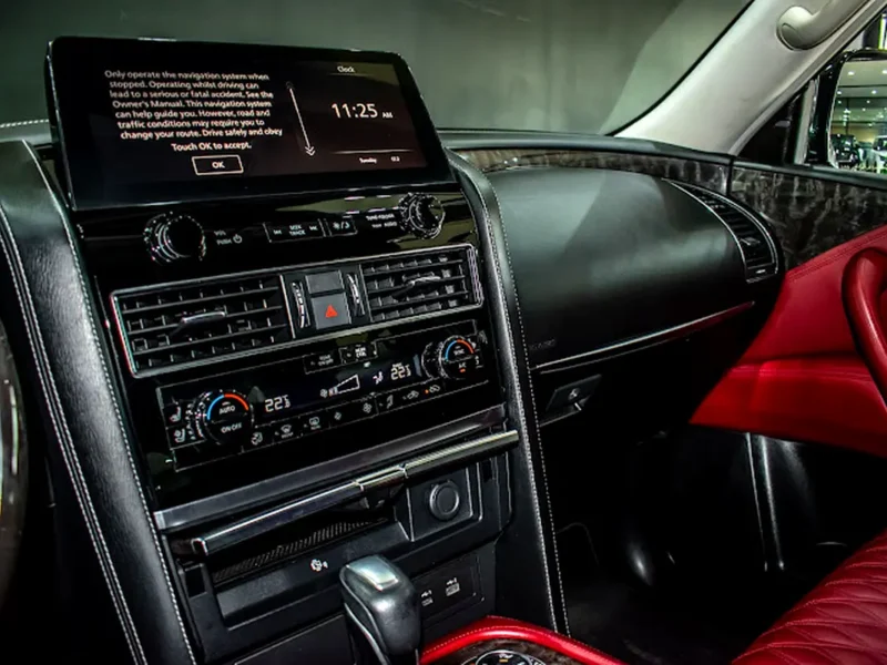 2022 Nissan Patrol LE Platinum City 5.6-litre V8 Petrol Engine White Red SUV GCC