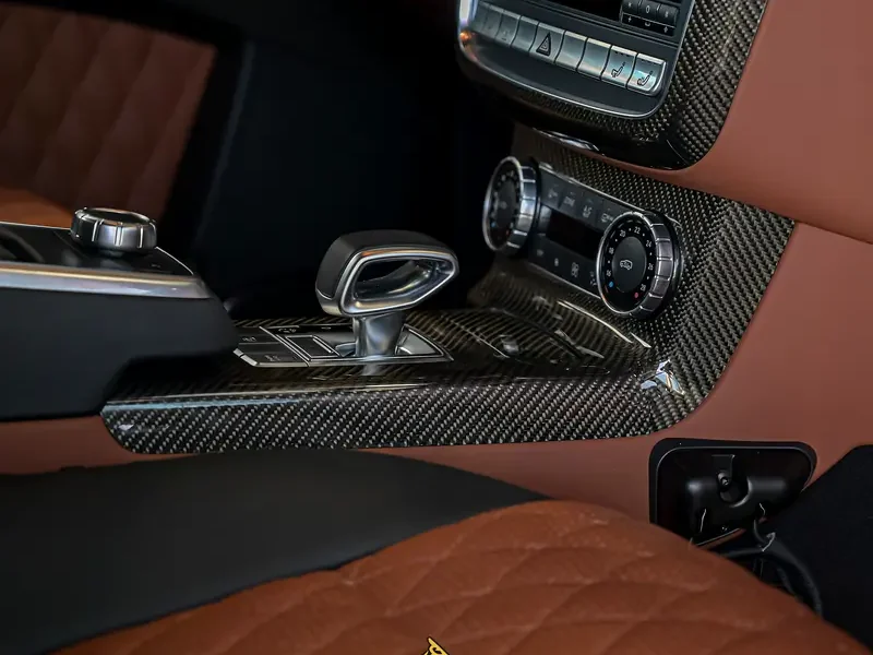 2014 Mercedes-Benz G 63 AMG 6×6 5.5L twin-turbo V8 Engine Black Tan Pickup Truck