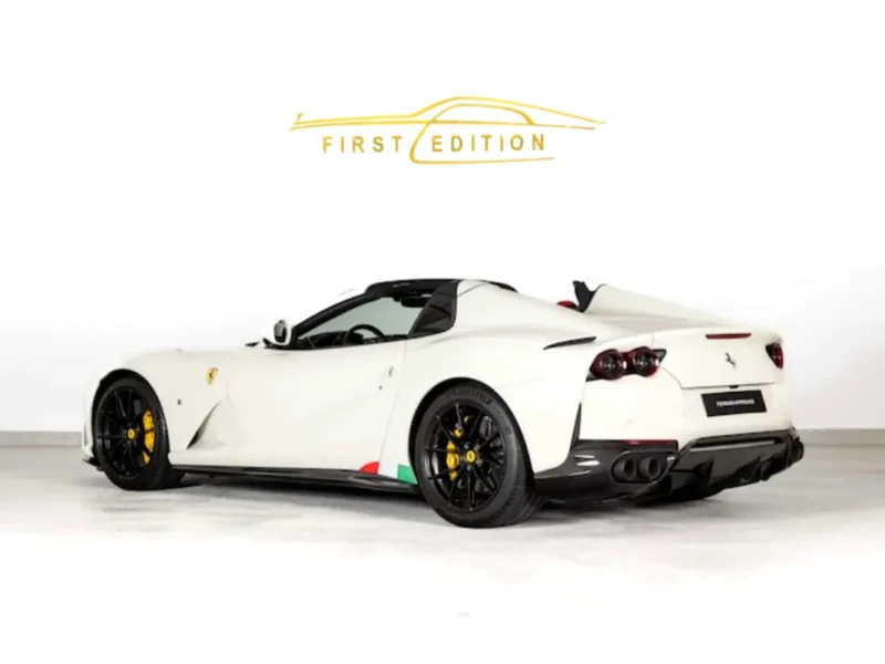 2020 Ferrari 812 GTS GTS 6.5-liter V12 Petrol Engine White Red Sports Car GCC Specs