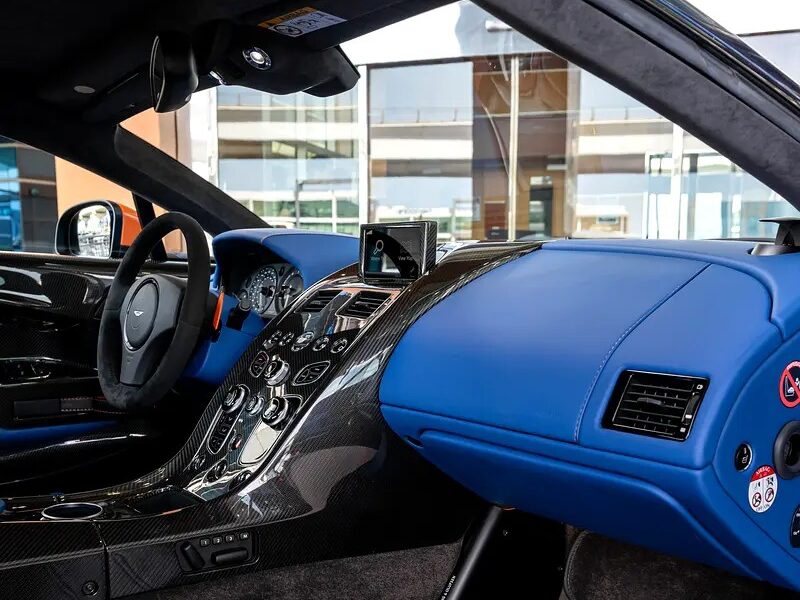 2016 Aston Martin V12 Vantage 5.9-liter V12 Petrol Engine Blue Sports Car GCC Specs