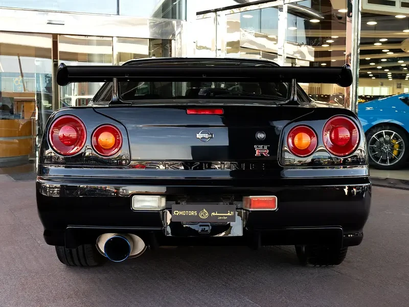 1999 Nissan Skyline GT-R 2.6-liter twin-turbocharged inline-six Engine Black Grey Coupe