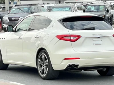 2017 Maserati Levante Standard V6 Engine White Red SUV Full option Excellent Condition