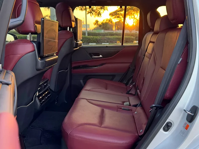 2023 Lexus LX 600 Signature 3.5-liter twin-turbo V6 Petrol Engine White Red SUV GCC