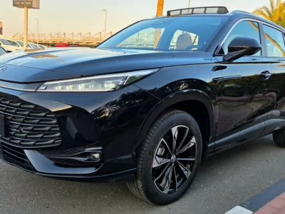 2025 MG HS 1.5 Litres 4 Cylinder Petrol Engine Black Orange Crossover Full option