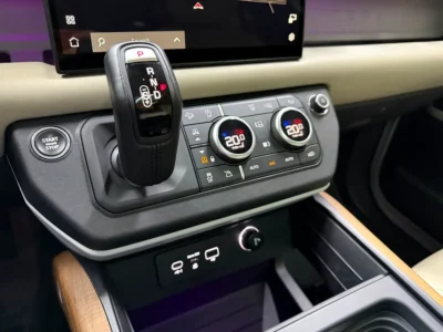 2022 Land Rover Defender 110 HSE (P400) 6 Cylinders Petrol Engine White Beige SUV