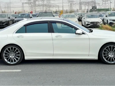 2015 Mercedes-Benz S-Class S 550 8 Cylinders Engine White Black Sedan PREMIUM PACKAGE