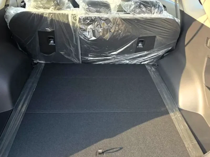 2025 Kia Sportage Other 4 Cylinders Petrol Engine White SUV Automatic Full Option