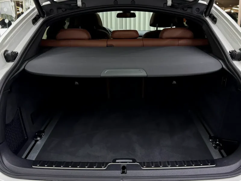 2018 BMW X6 XDrive50i M Sport 8 Cylinders Petrol Engine White Brown SUV GCC Specs