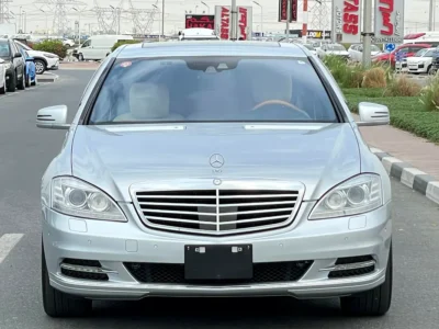2012 Mercedes-Benz S-Class S 550 8 Cylinders Petrol Engine Silver Beige Sedan Full option