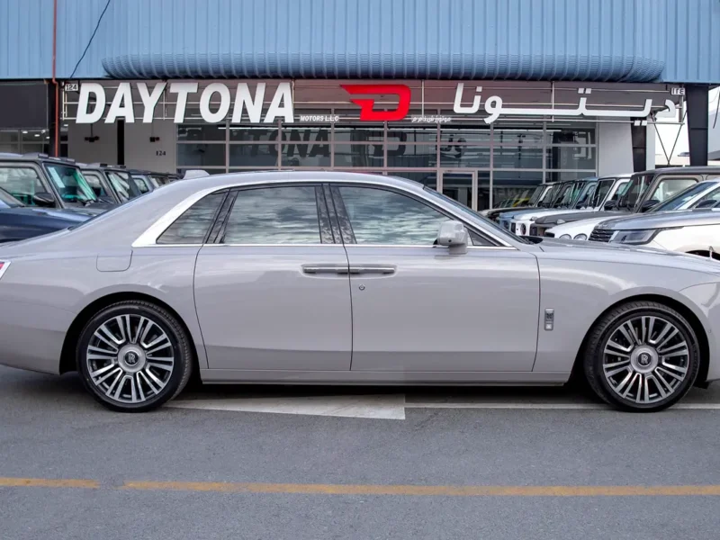 2021 Rolls-Royce Ghost Standard 6.7L V12 Twin Turbo Engine Grey White Sedan GCC