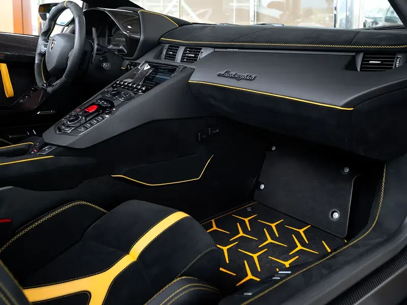 2021 Lamborghini Aventador LP 770-4 Superveloce Jota Roadster V12 Yellow Black Sports Car