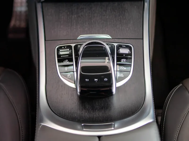 2021 Mercedes-Benz G-Class G 63 AMG 4.0 Litres V8 Biturbo Petrol Engine Brown Black SUV