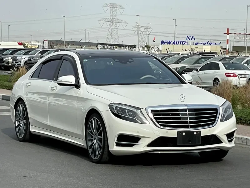 2015 Mercedes-Benz S-Class S 550 8 Cylinders Engine White Black Sedan PREMIUM PACKAGE
