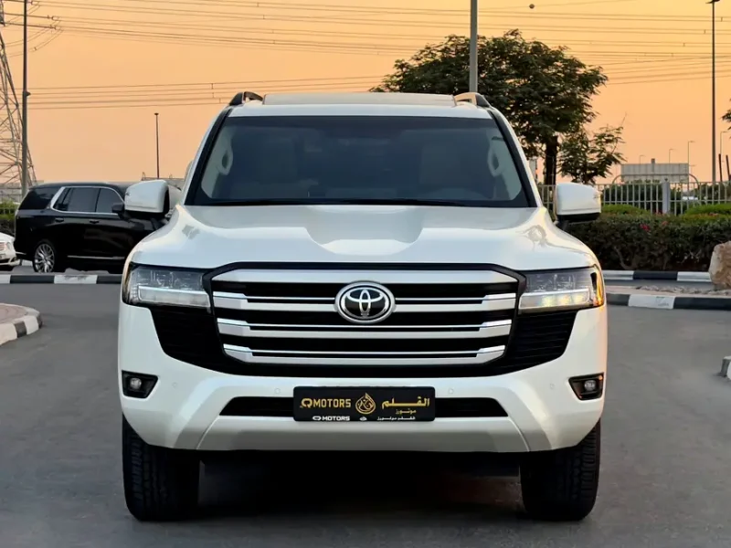 2024 Toyota Land Cruiser EXR 4.0 Liters V6 Petrol Engine White Beige SUV GCC Specs