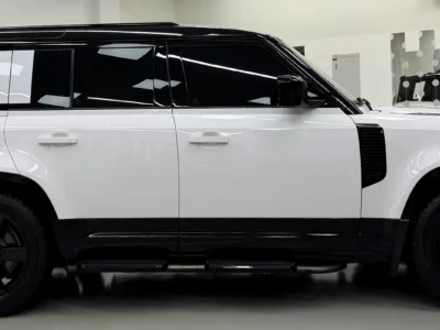 2022 Land Rover Defender 110 HSE (P400) 6 Cylinders Petrol Engine White Beige SUV