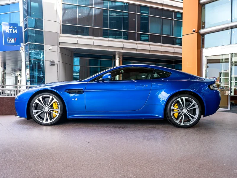 2015 Aston Martin V8 Vantage S 4.7 Litres V8 Petrol Engine Blue White Coupe