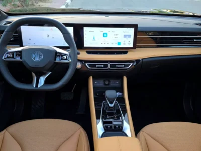 2025 MG HS 1.5 Litres 4 Cylinder Petrol Engine Black Orange Crossover Full option