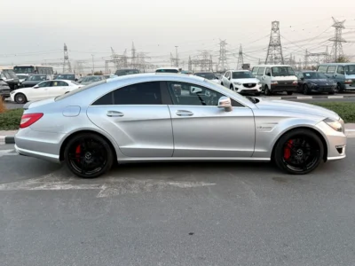 2011 Mercedes-Benz CLS-Class CLS 63 AMG 6.3L V8 BITURBO Engine Silver Black Sedan