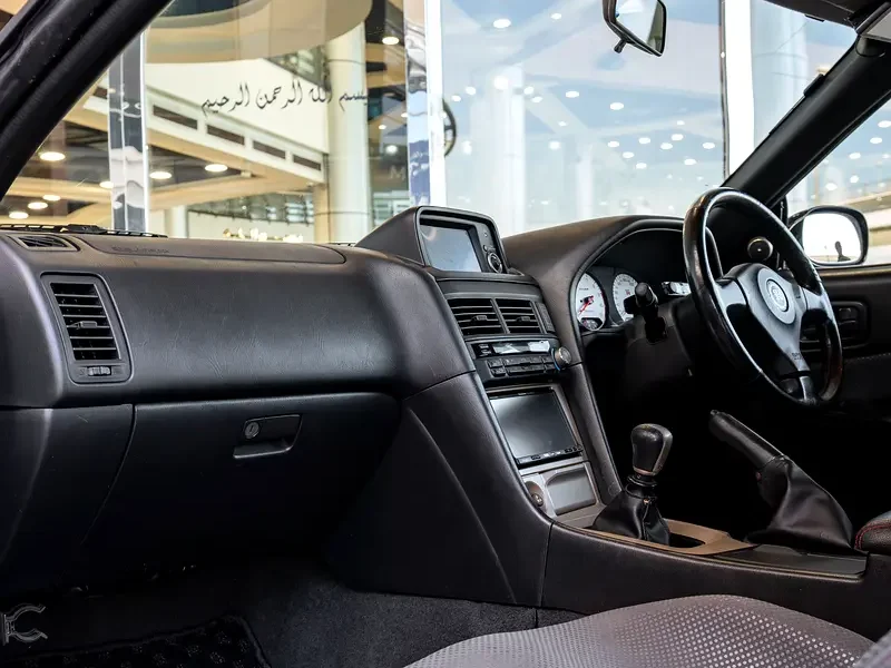 1999 Nissan Skyline GT-R 2.6-liter twin-turbocharged inline-six Engine Black Grey Coupe