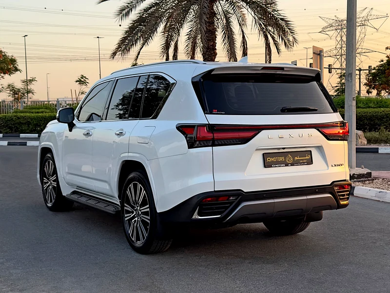2023 Lexus LX 600 Signature 3.5-liter twin-turbo V6 Petrol Engine White Red SUV GCC