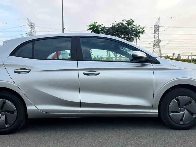 2026 MG MG3 Other 4 Cylinders Petrol Engine Grey Black Hatchback GCC Specs