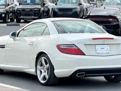 2012 Mercedes-Benz SLK 350 Blueefficiency 6 Cylinders White Red Convertible Full option