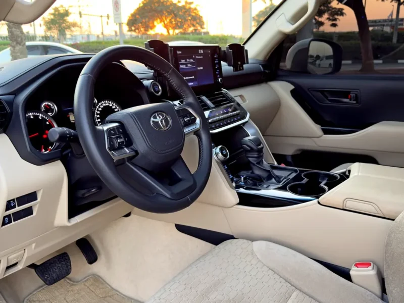 2024 Toyota Land Cruiser EXR 4.0 Liters V6 Petrol Engine White Beige SUV GCC Specs