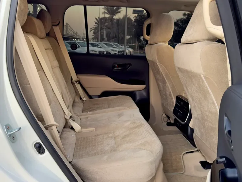 2024 Toyota Land Cruiser EXR 4.0 Liters V6 Petrol Engine White Beige SUV GCC Specs