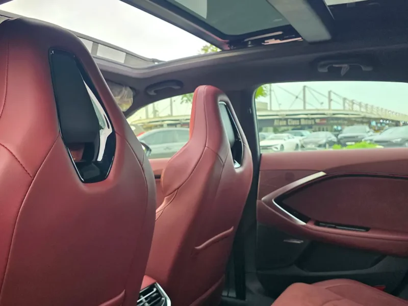 2025 MG MG 7 Other 4 Cylinders Petrol Engine Red Sedan Automatic GCC Specs